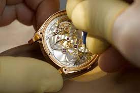 Exploring-world-of-bespoke-watches-and-custom-watchmaking-in-2023